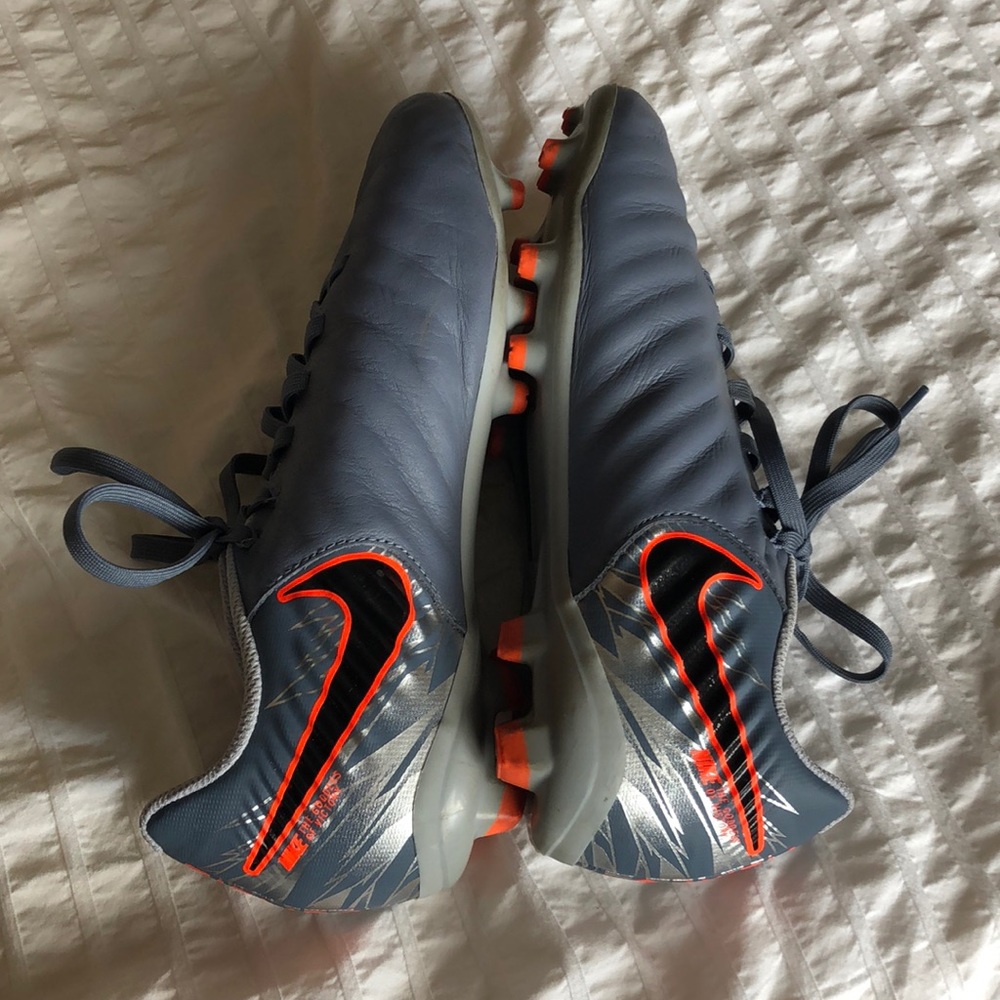 Nearly new Nike Tiempo cleats.